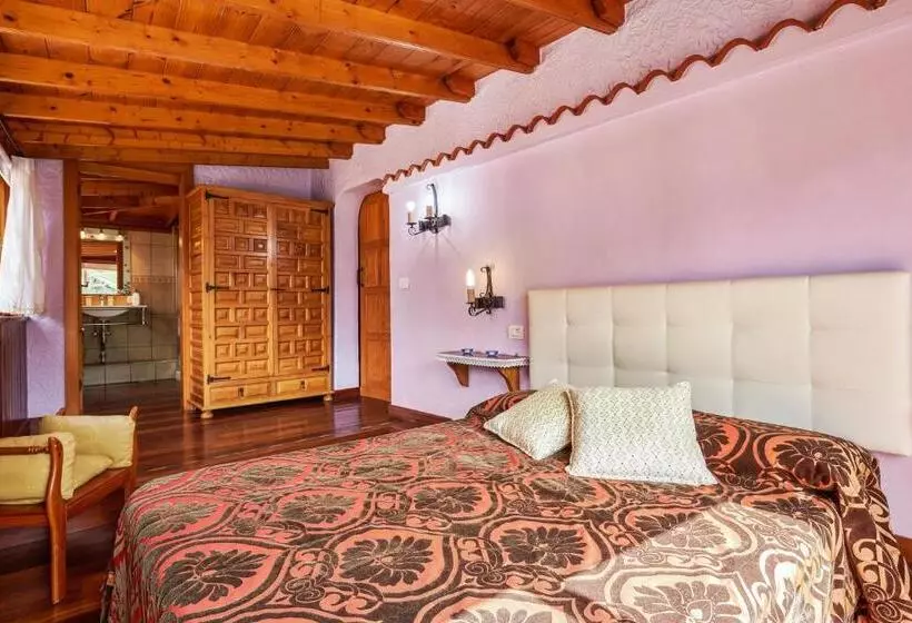 Charming House In Buenavista Del Norte With Shared Pool