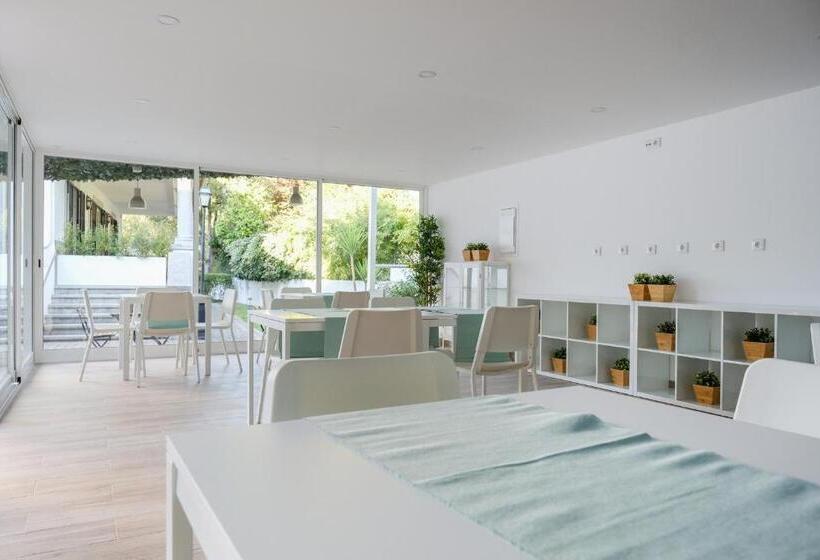 پانسیون 4u Lisbon Vi Guesthouse Airport