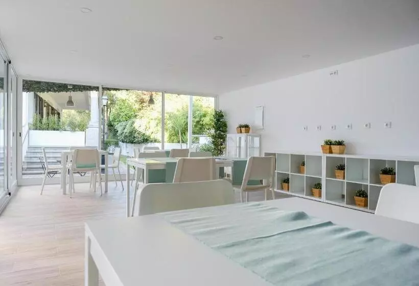 پانسیون 4u Lisbon Vi Guesthouse Airport