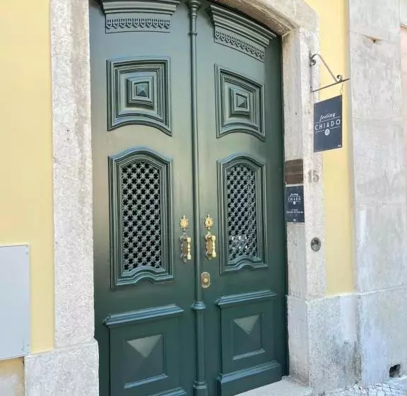 پانسیون Feeling Chiado 15