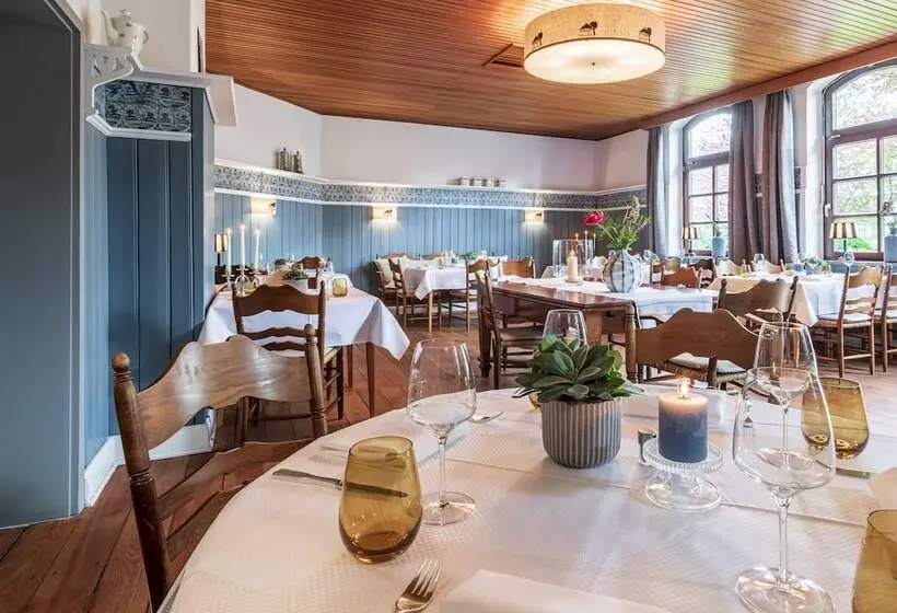 Majatalo Landhaus Zum Lindenhof