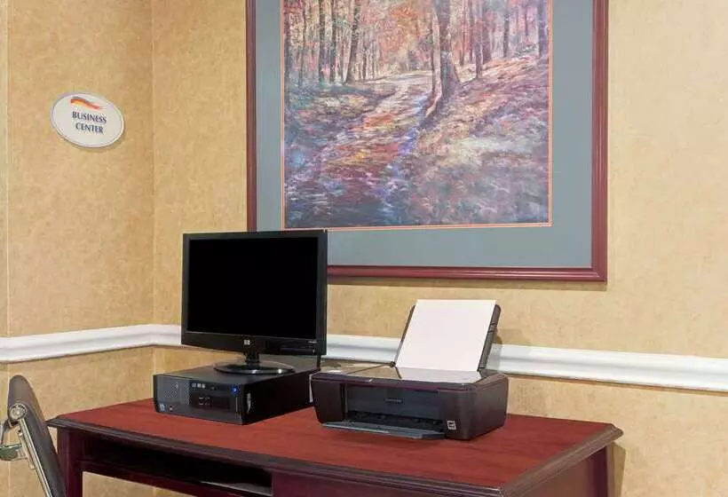 هتل Baymont By Wyndham Pearl