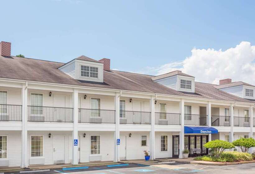 호텔 Days Inn By Wyndham Americus