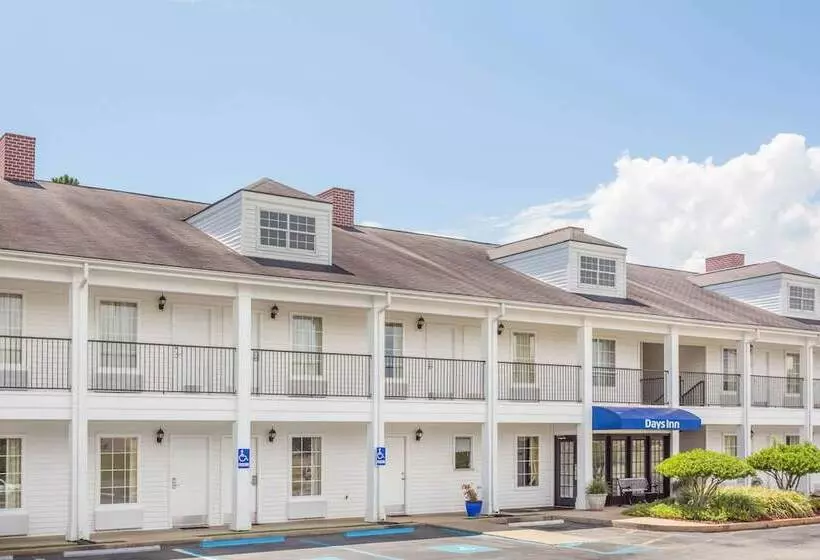 فندق Days Inn By Wyndham Americus