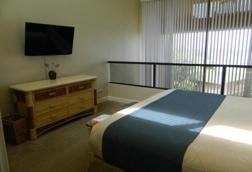 Отель Kahana Villa