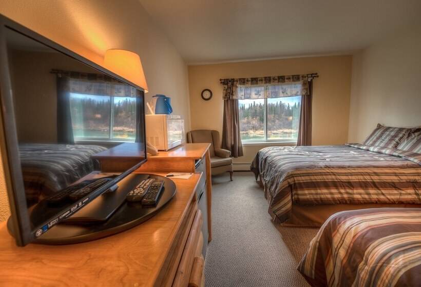 בית מלון כפרי Kenai River Lodge