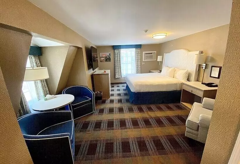 בית מלון כפרי King's Port Inn