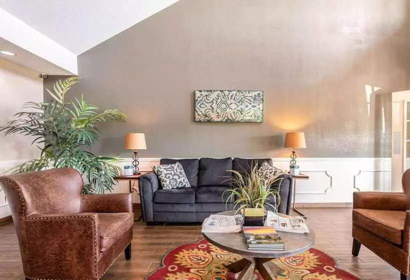 酒店 Quality Inn Decatur River City