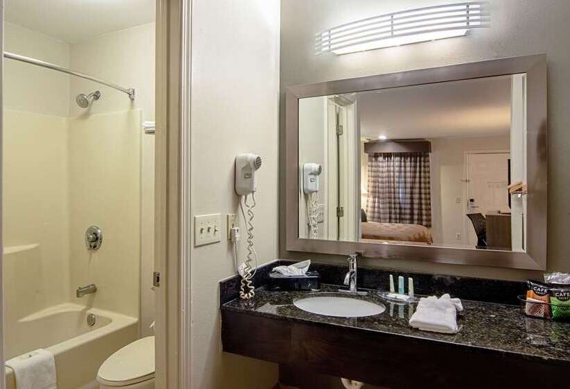 Otel Quality Inn Lagrange East I 85