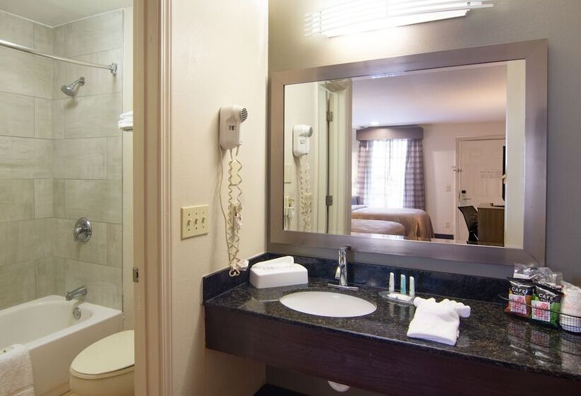 Otel Quality Inn Lagrange East I 85