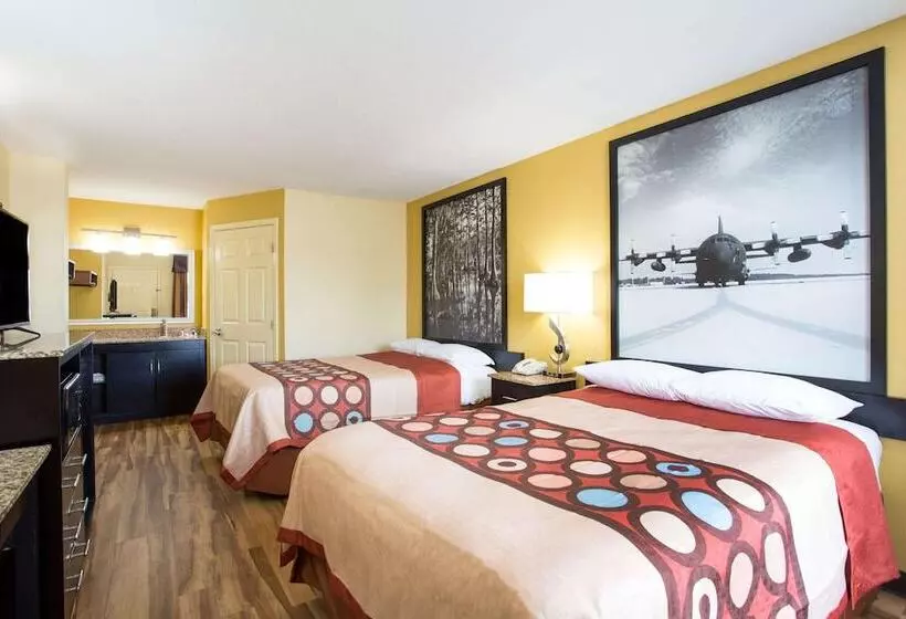 هتل Super 8 By Wyndham Garner/clayton/raleigh