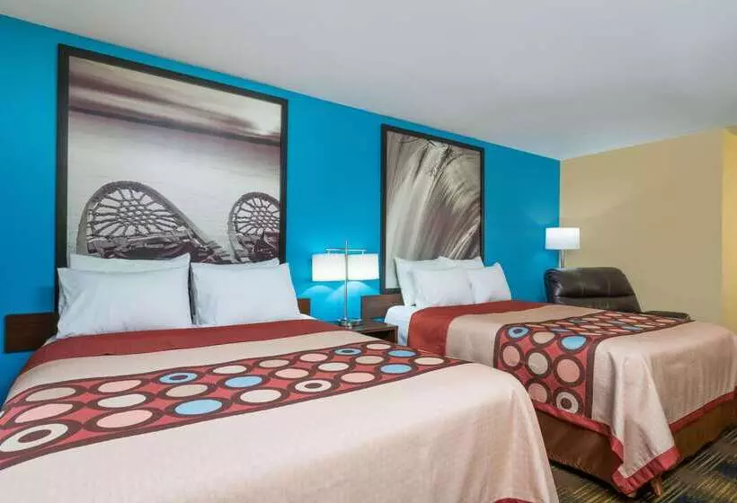 هتل Super 8 By Wyndham Rochester Mayo Clinic Area