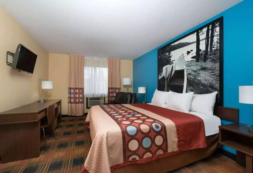 هتل Super 8 By Wyndham Rochester Mayo Clinic Area