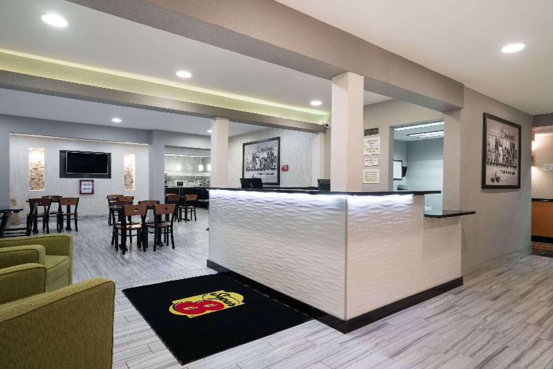 Szálloda Super 8 By Wyndham Rochester Mayo Clinic Area