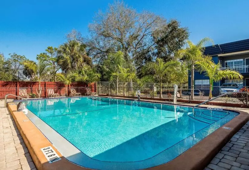 Surestay Hotel By Best Western Sarasota Lido Beach