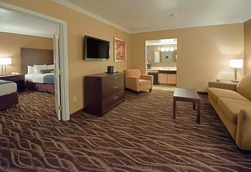 هتل Tempe/phoenix Airport Innsuites  & Suites