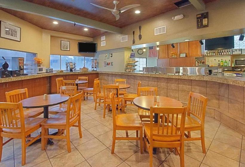 ホテル Tempe/phoenix Airport Innsuites  & Suites