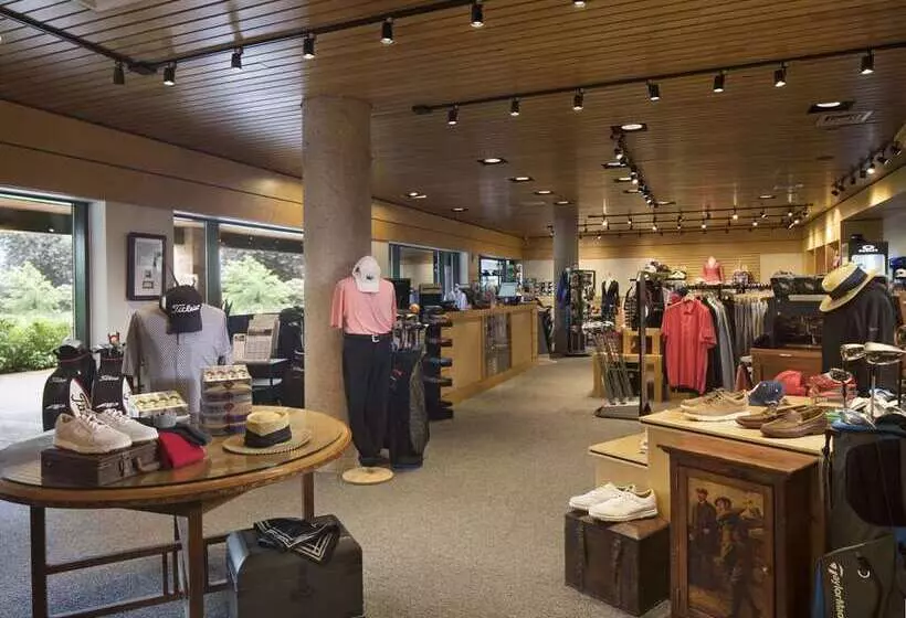 فندق The Inverness Denver, a Hilton Golf & Spa Resort