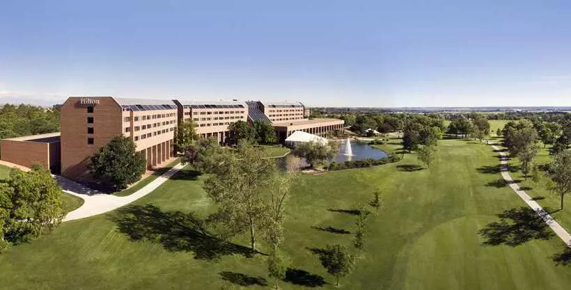 فندق The Inverness Denver, a Hilton Golf & Spa Resort