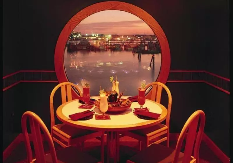 호텔 Club Wyndham Inn On Long Wharf