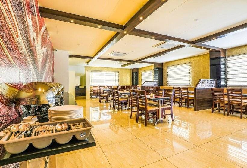 Fabhotel Capitol Suites