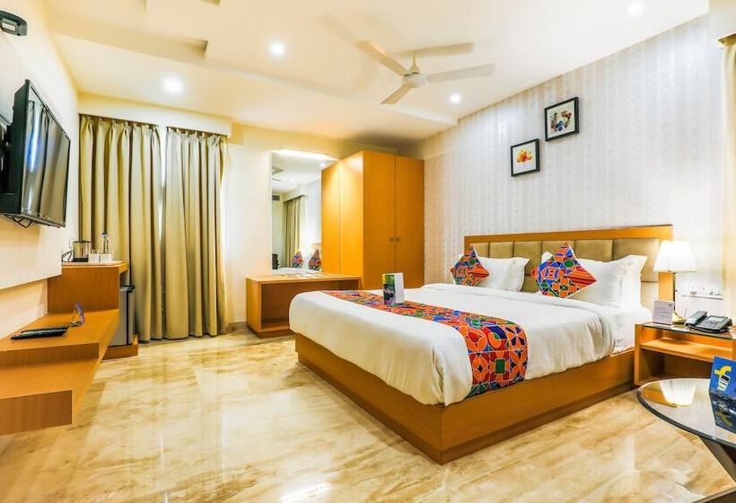 Fabhotel Capitol Suites