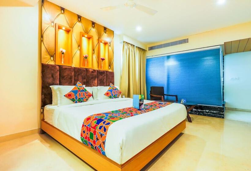 Fabhotel Capitol Suites