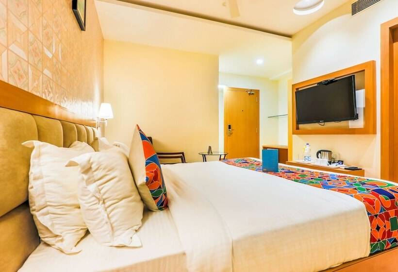 Fabhotel Capitol Suites