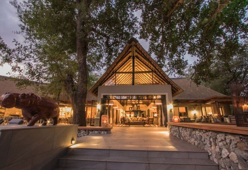 فندق Abelana River Lodge