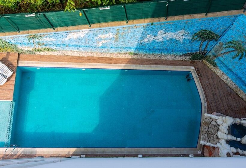 هتل Li̇fe Pool Sui̇te