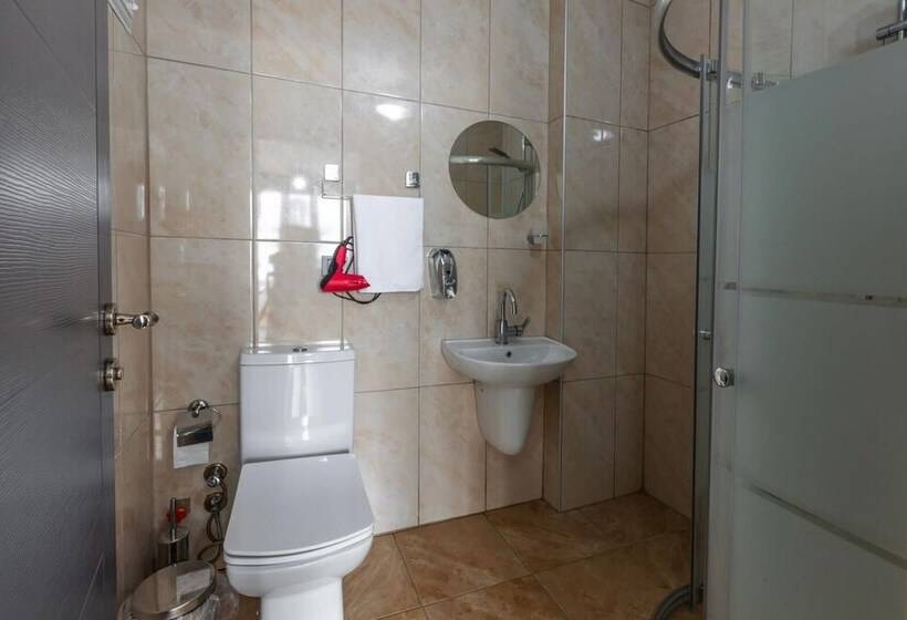 هتل Li̇fe Pool Sui̇te