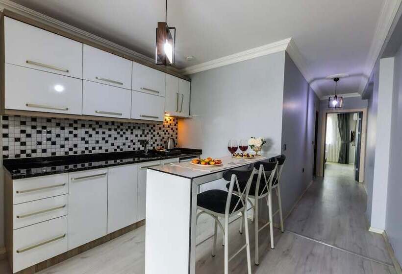 هتل Li̇fe Pool Sui̇te