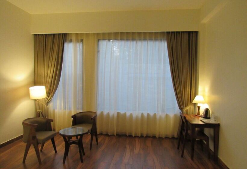 هتل Aroma Resort Pushkar