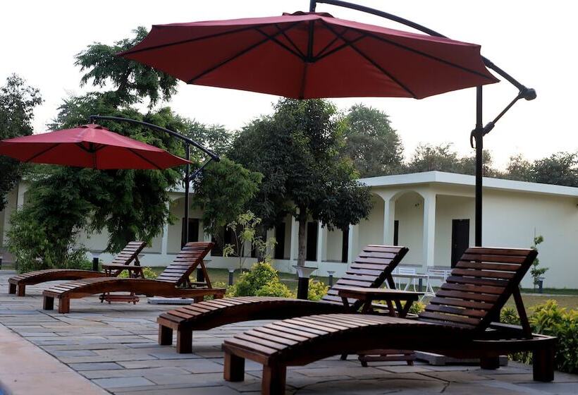 هتل Aroma Resort Pushkar