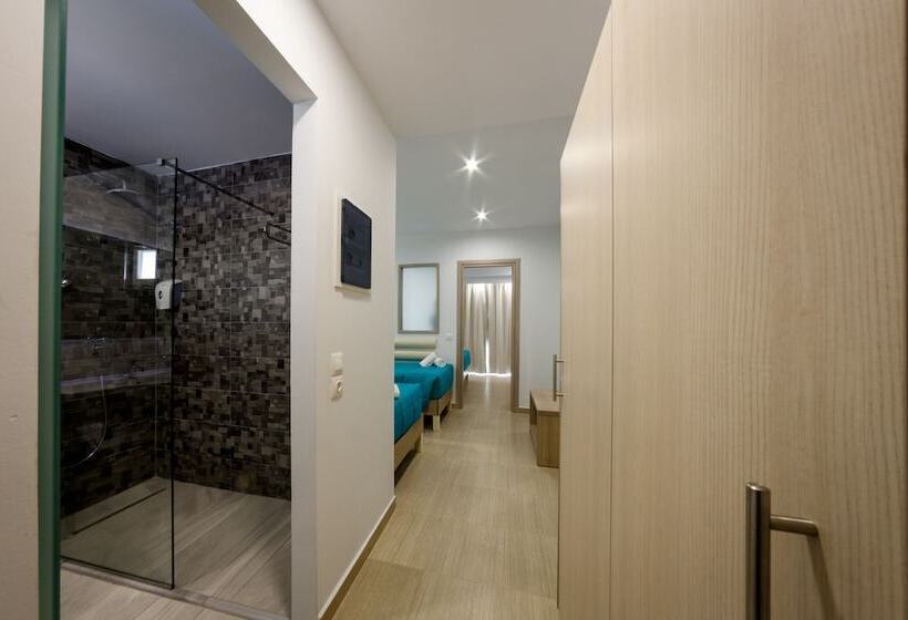 هتل Caretta Paradise Resort & Waterpark