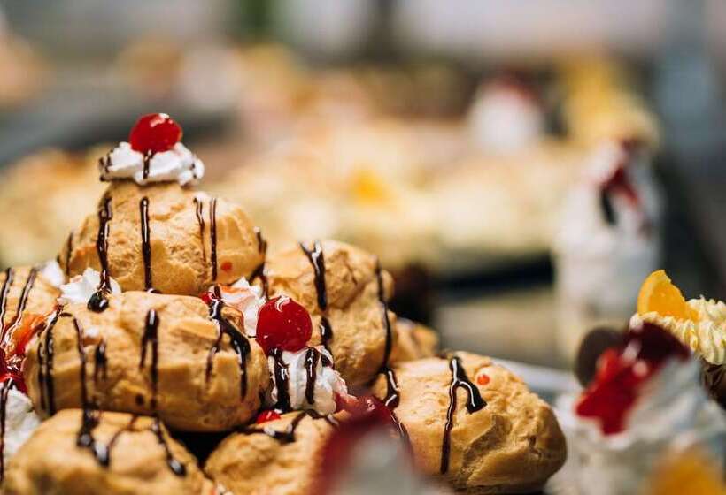 هتل Caretta Paradise Resort & Waterpark