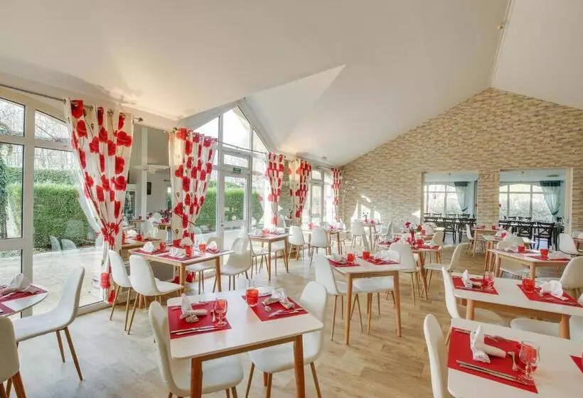 Hotelli Le Relais De Voisins