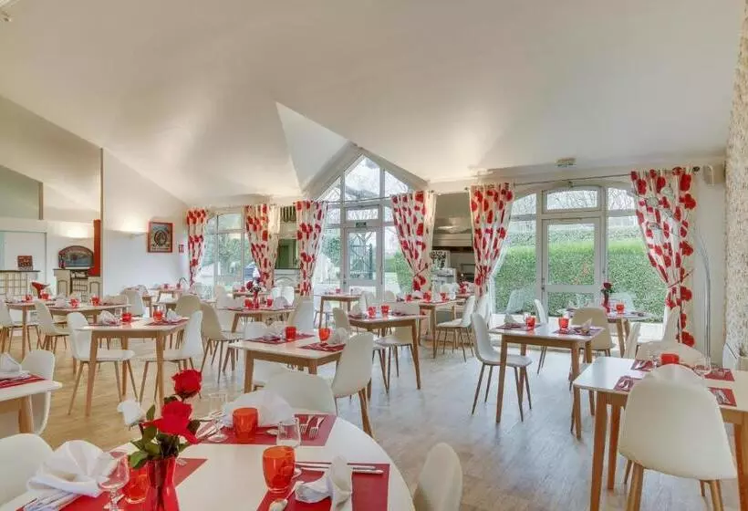 Hotelli Le Relais De Voisins