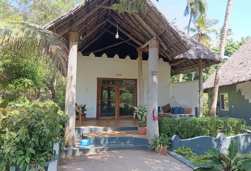 هتل Mafia Kivulini Lodge