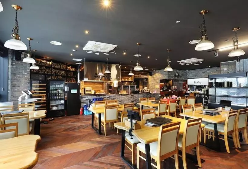 Hotelli Cheongju The Mark