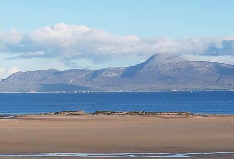 Mulranny House Bed & Breakfast