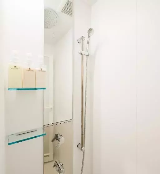 Retkeilymaja Mt.takao Base Camp