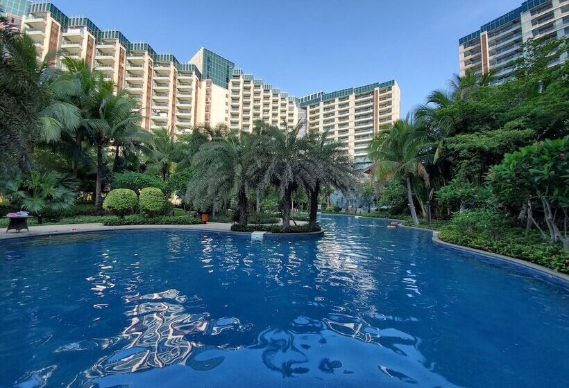 Amanda Seaview Resort Apartment