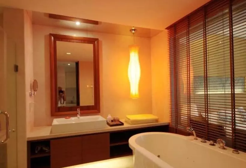 Amanda Seaview Resort Apartment