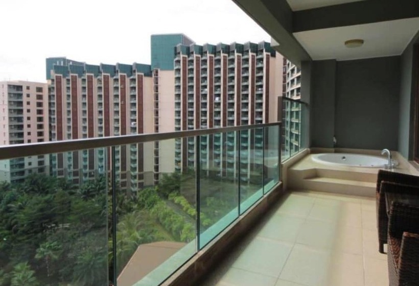 Amanda Seaview Resort Apartment