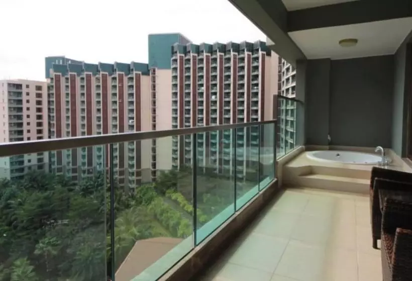Amanda Seaview Resort Apartment