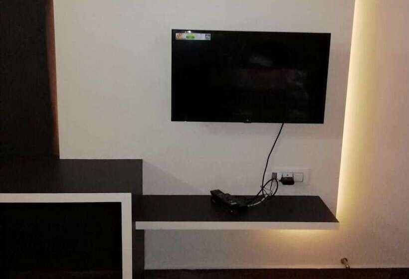 Hotel Airan Residency