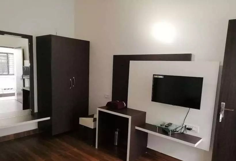 Hotelli Airan Residency