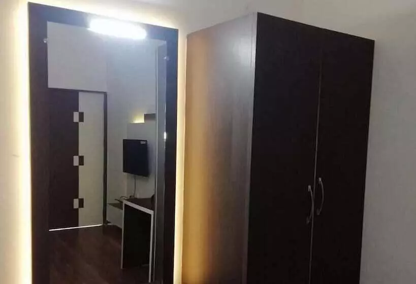 Hotelli Airan Residency