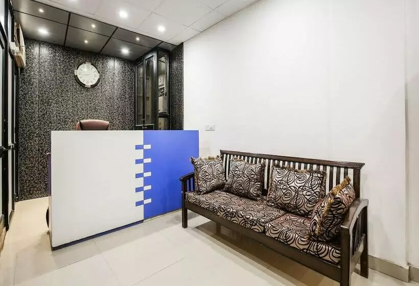 Hotelli Anand Shri By Oyo Rooms